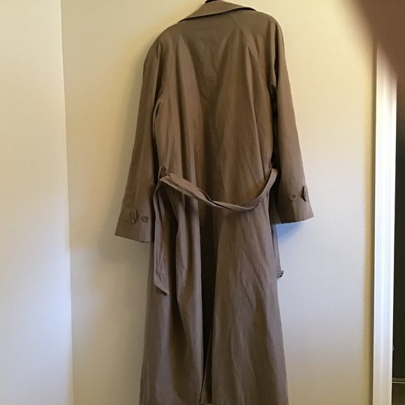 London Fog beige lined trench coat, woman's size 14 Reg - Picture 2 of 5